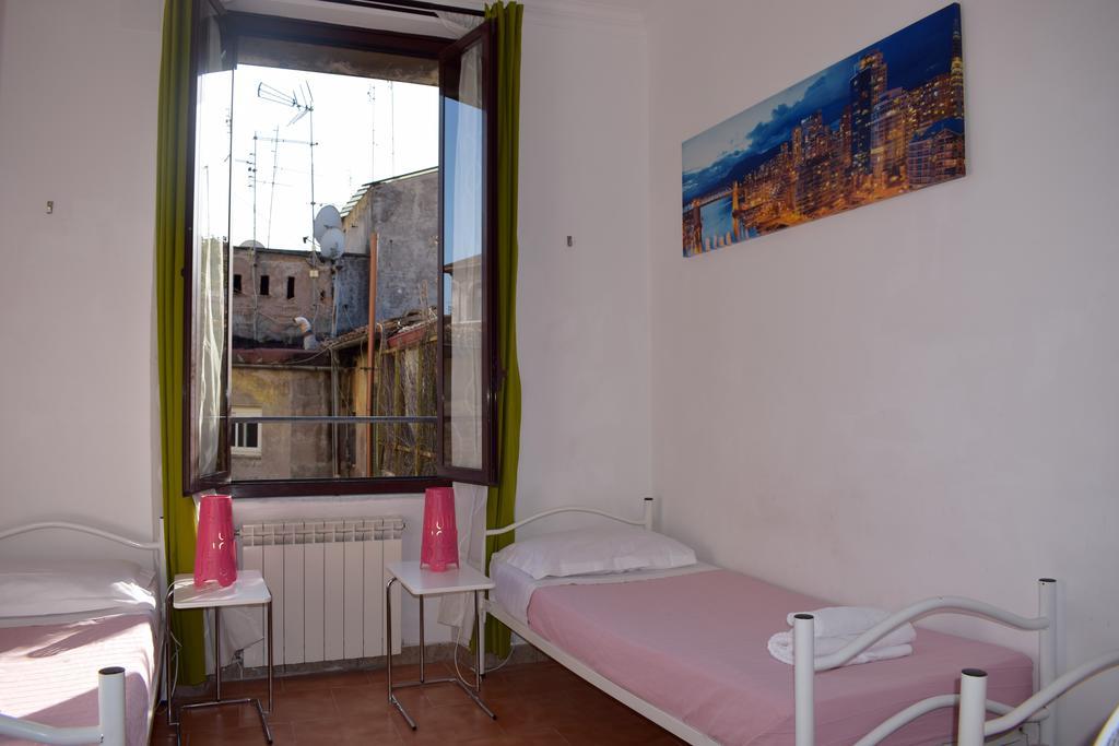 Sandy Hotel Roma